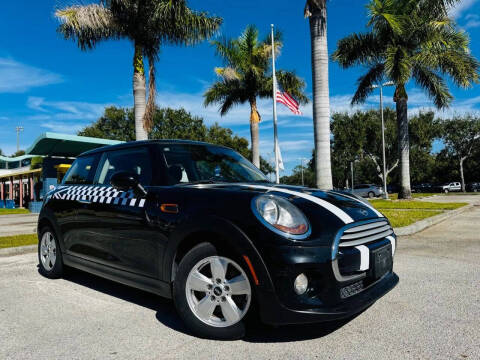 2015 MINI Hardtop 2 Door Cooper