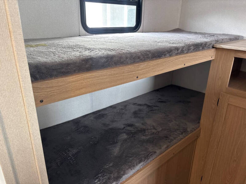 2024 Forest River PRIMETIME AVENG