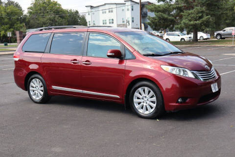 2013 Toyota Sienna Limited 7-Passenger