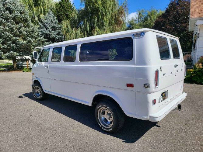 1972 Ford Econoline