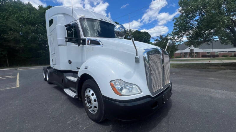 2017 Kenworth T680 for sale at American Auto Sales LLC in Charlotte NC