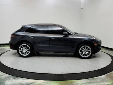 2017 Porsche Macan