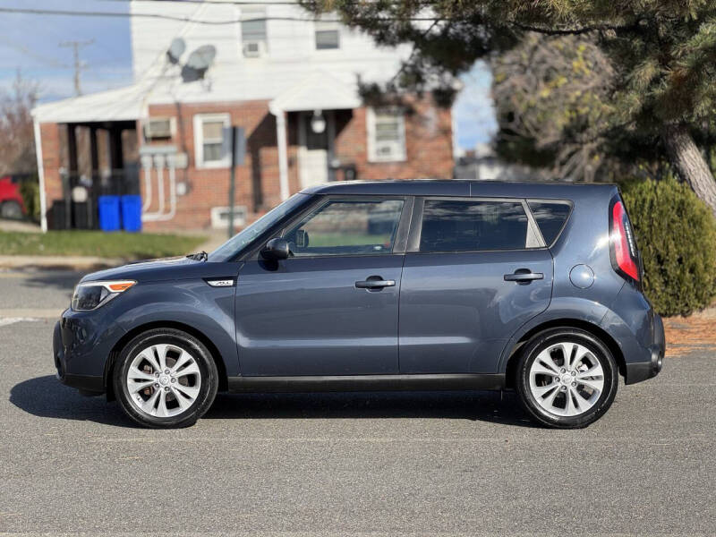 2015 Kia Soul +