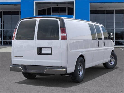 2025 Chevrolet Express 2500