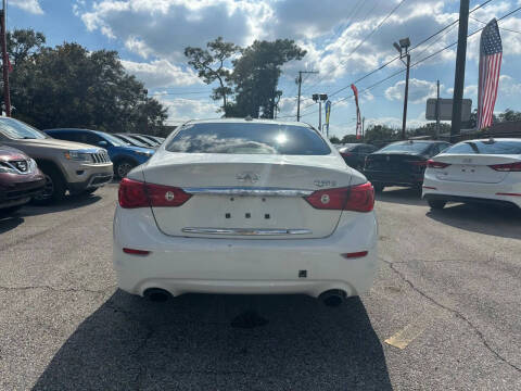 2015 Infiniti Q50 Premium