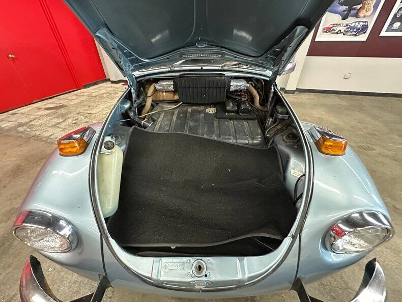 1972 Volkswagen Super Beetle