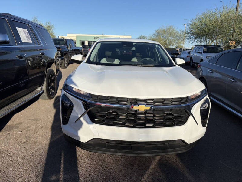 2025 Chevrolet Trax LS