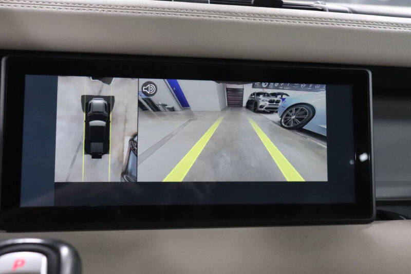 2020 Land Rover Defender 110 HSE