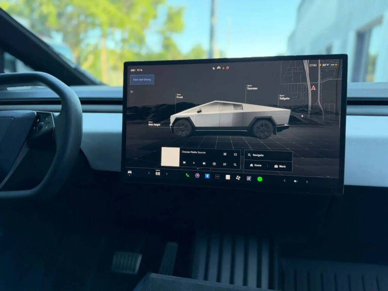 2024 Tesla Cybertruck