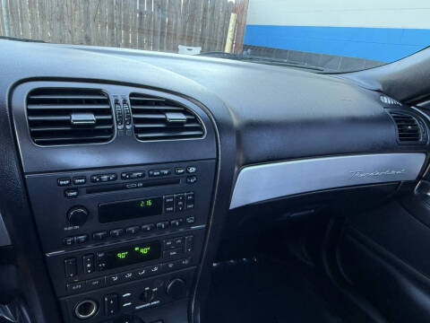 2003 Ford Thunderbird Deluxe