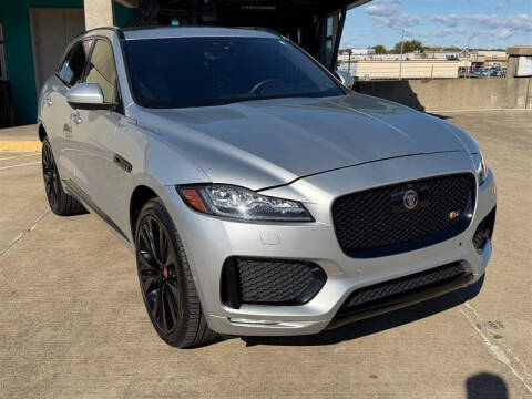 2019 Jaguar F-PACE S