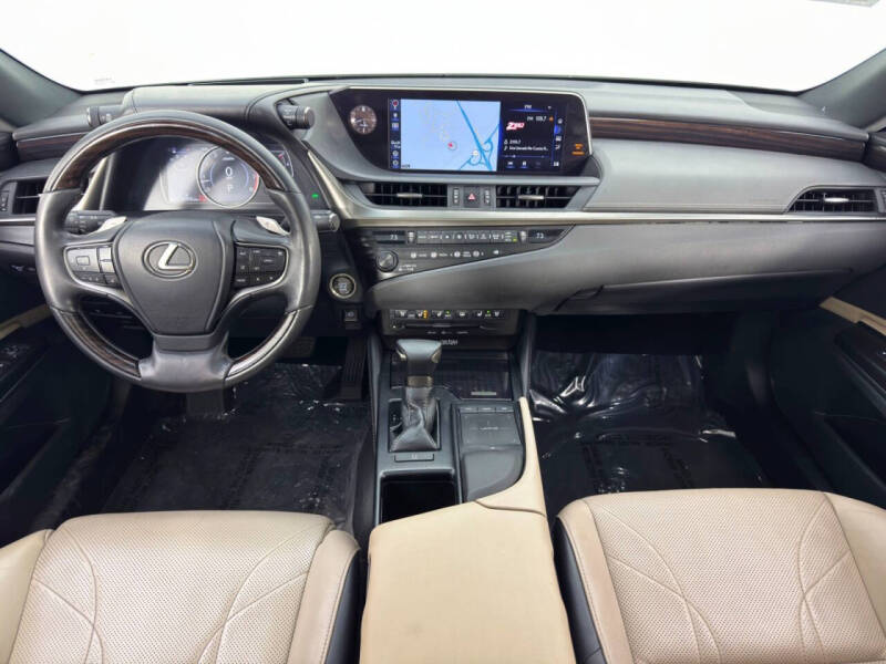 2019 Lexus ES 350