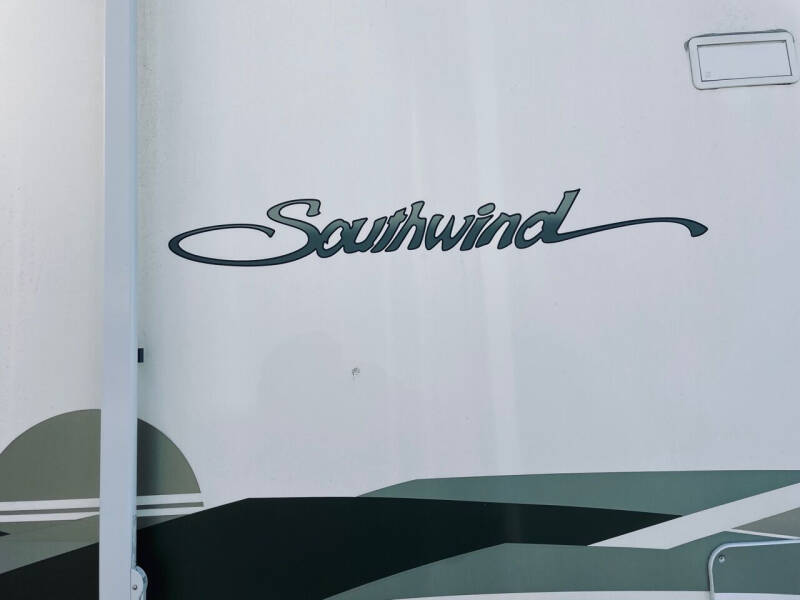 2002 Fleetwood RV 37U