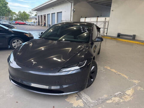 2025 Tesla Model 3 Long Range