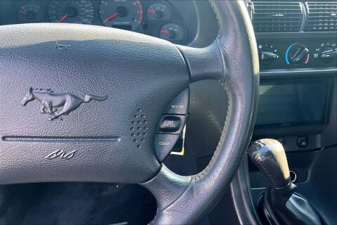 2002 Ford Mustang GT Deluxe