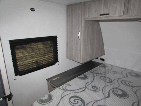 2025 KEYSTONE P 284QB