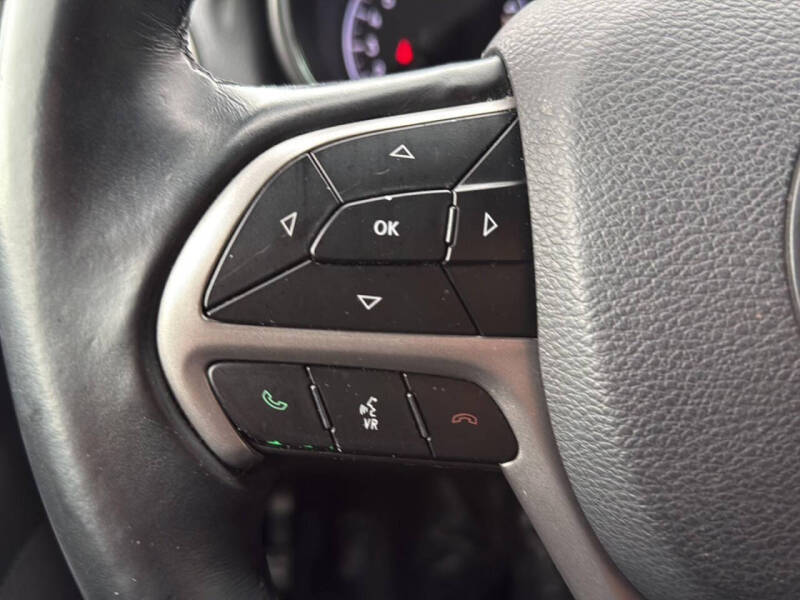 2019 Jeep Grand Cherokee Laredo E