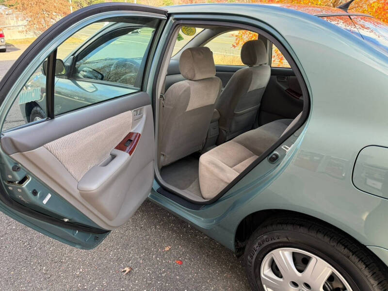 2006 Toyota Corolla LE