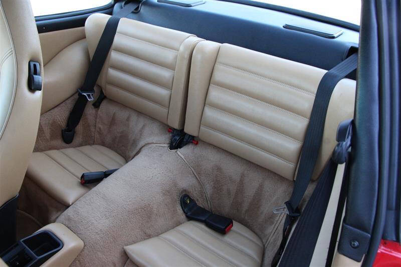 1990 Porsche 911 Carrera 2