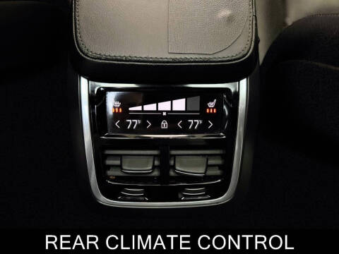 2020 Volvo XC90 T5 Momentum