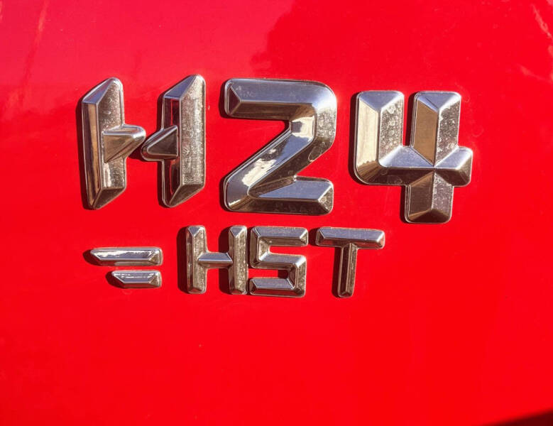 2025 Solis H24 4WD HST