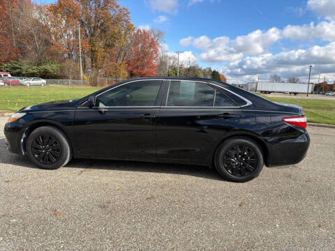 2016 Toyota Camry LE