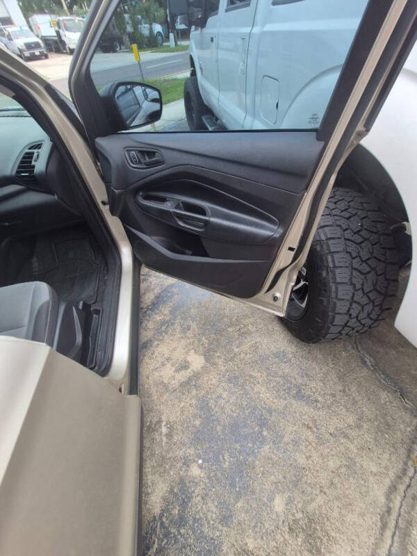 2017 Ford Escape S