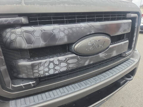 2016 Ford F-350 Super Duty Lariat