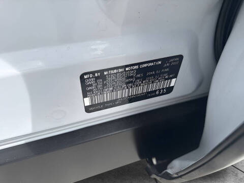2022 Mitsubishi Outlander ES
