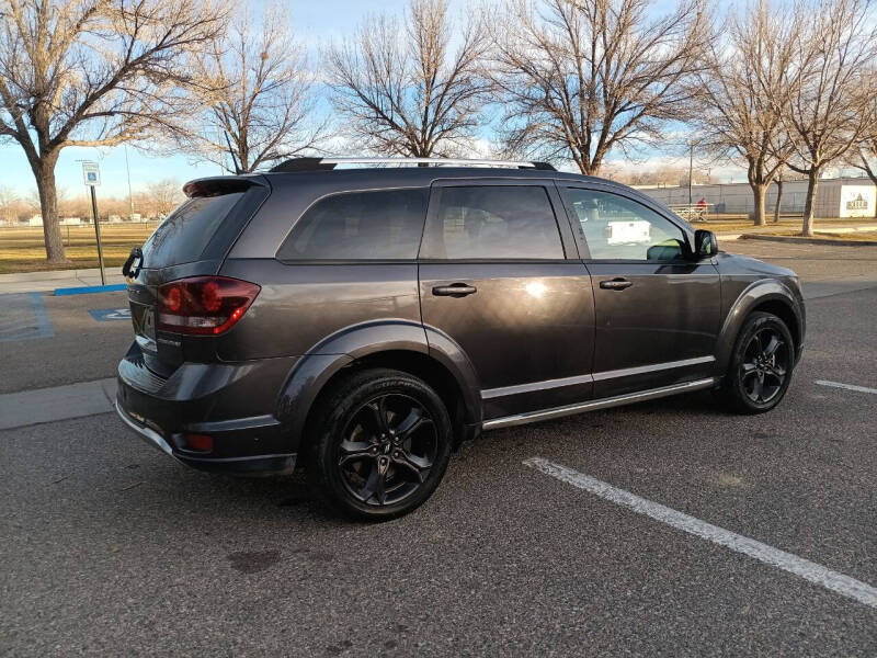 2018 Dodge Journey Crossroad