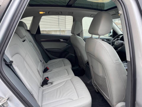 2014 Audi Q5 2.0T quattro Premium Plus