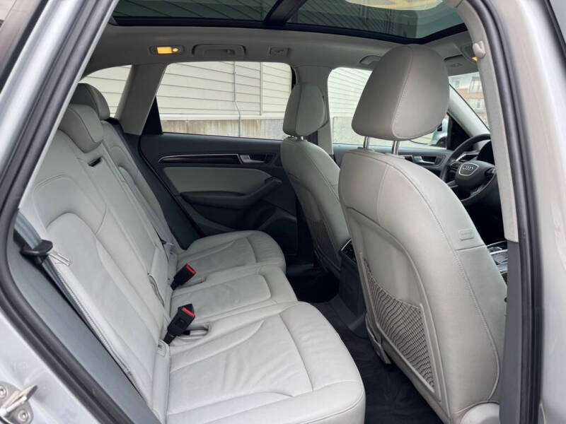 2014 Audi Q5 2.0T quattro Premium Plus