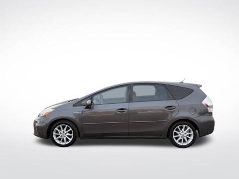 2012 Toyota Prius v Five