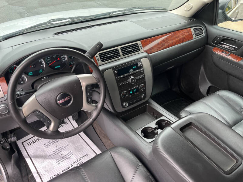 2014 GMC Yukon XL SLT
