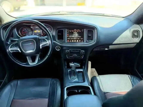 2015 Dodge Charger SXT