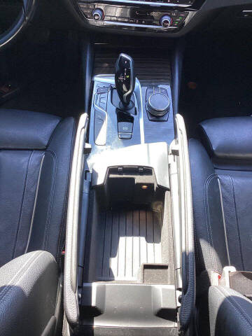 2017 BMW 5 Series 540i