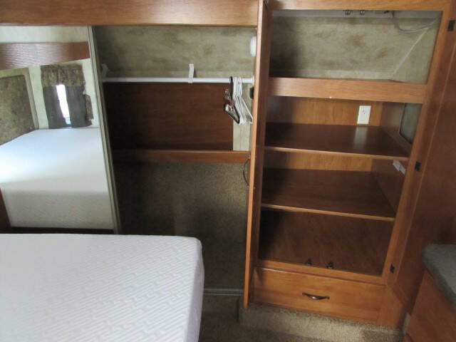2011 Keystone RV MONTANA MO