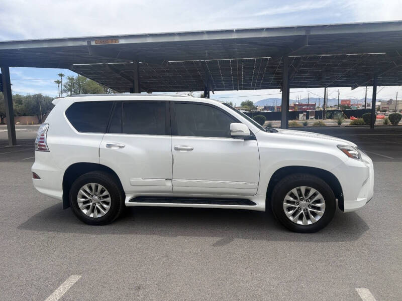 2017 Lexus GX 460