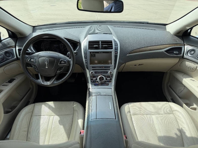2017 Lincoln MKZ Reserve