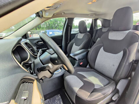 2014 Jeep Cherokee Sport
