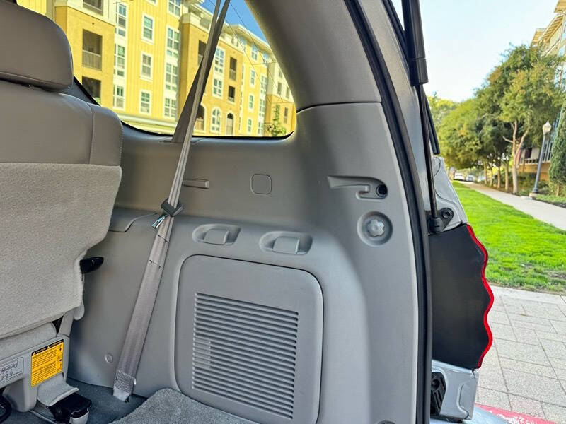 2003 Toyota Sequoia Limited