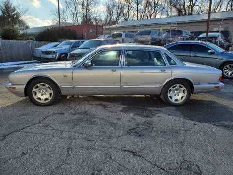 2001 Jaguar XJ