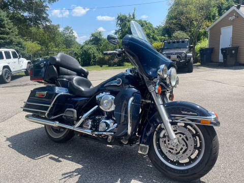 2004 Harley-Davidson ultra classic Peace maker spec for sale at The Car Store in Milford MA