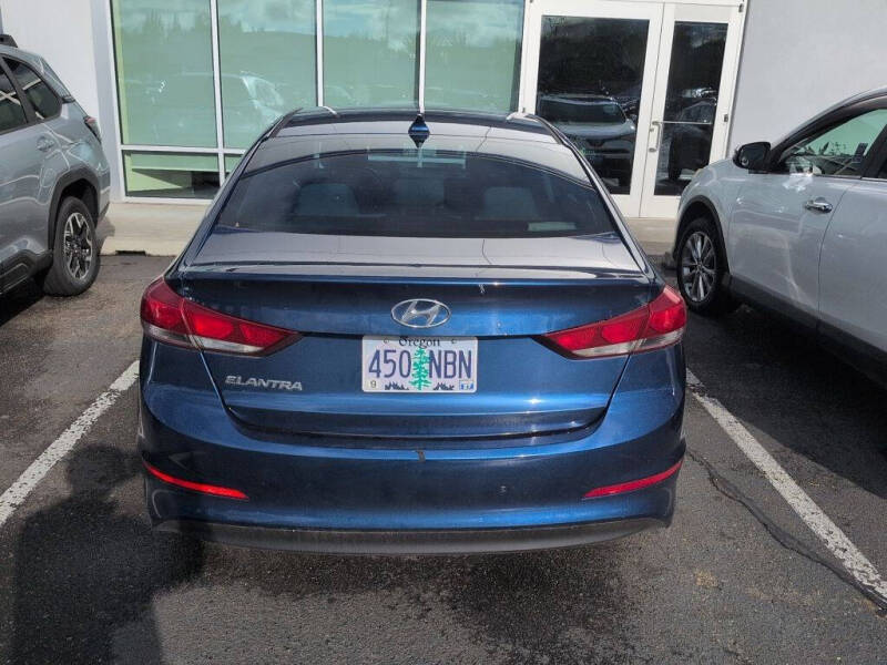 2018 Hyundai Elantra