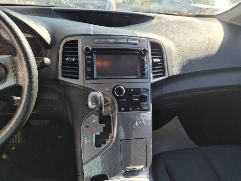 2014 Toyota Venza LE