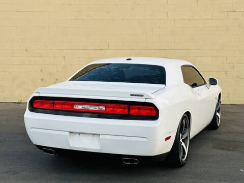 2012 Dodge Challenger SRT8 392