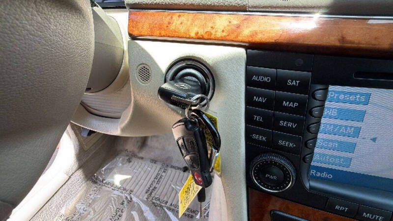 2005 Mercedes-Benz E-Class E 320