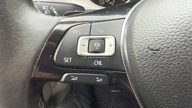 2016 Volkswagen Golf SportWagen TSI Limited Edition