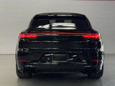 2023 Porsche Cayenne GTS Coupe