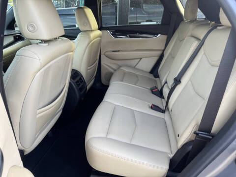 2017 Cadillac XT5